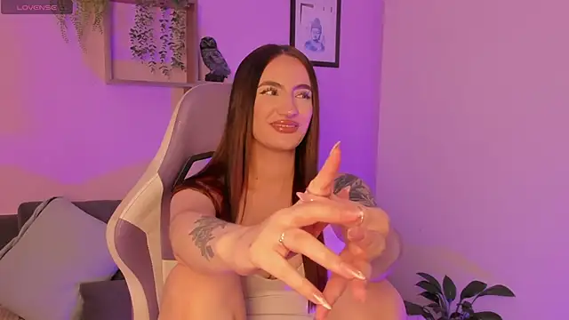  CELESTE MOORE online show from October 2025 10:39:02 PM