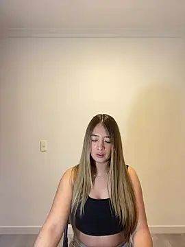 Zara Ross online show from October 2025 03:05:02 AM