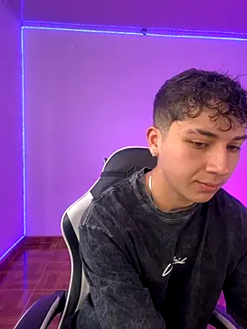 Casper   kyy online show from September 2025 04:00:01 PM