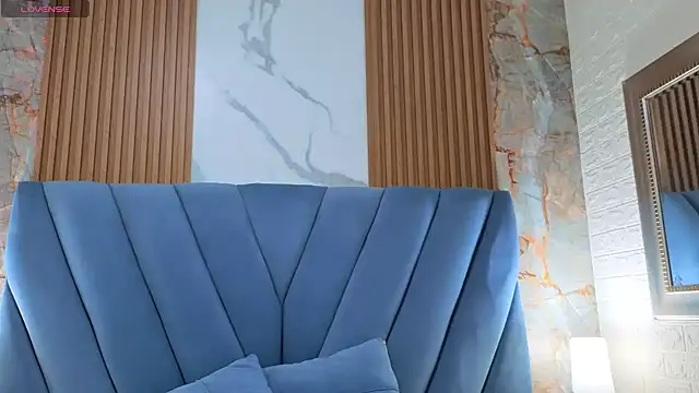 angel  red  online show from January 2026 06:27:02 AM