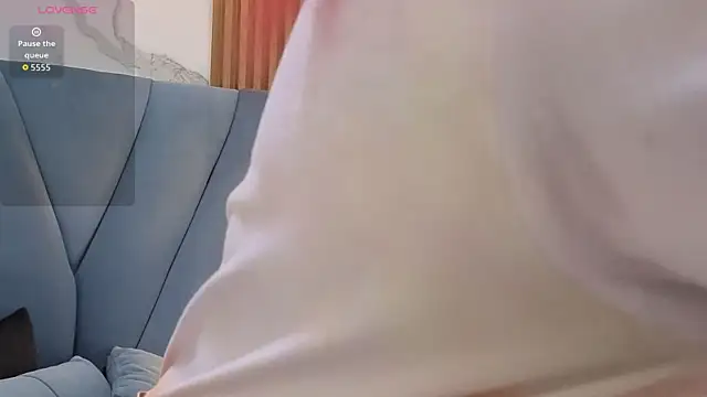 angel  red  online show from March 2026 03:24:02 AM