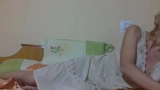 TianaQLove online show from September 2025 06:53:01 PM