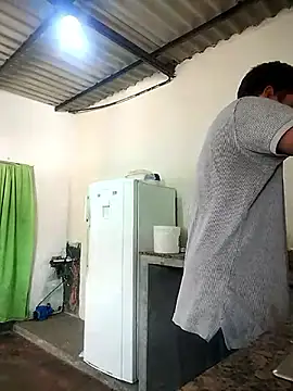 Snapshot of Bosssweet22cm chatting on October 2025 12:06:01 PM Bosssweet22cm online show from October 2025 12:06:01 PM