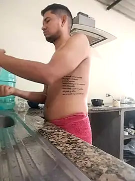 Snapshot of Bosssweet22cm chatting on November 2025 11:40:02 AM Bosssweet22cm online show from November 2025 11:40:02 AM