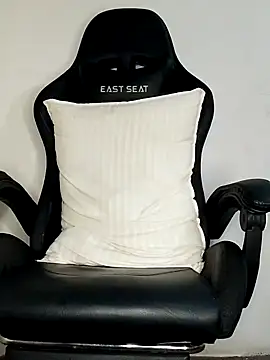 Snapshot of Bosssweet22cm chatting on February 2026 08:05:01 PM Bosssweet22cm online show from February 2026 08:05:01 PM