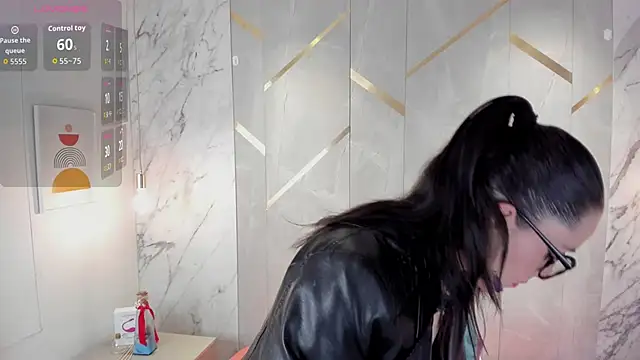 IsisNoir online show from March 2026 01:06:02 PM