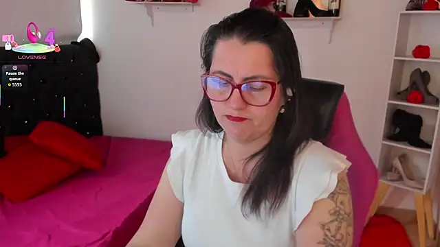 D Martii online show from September 2025 12:38:02 PM