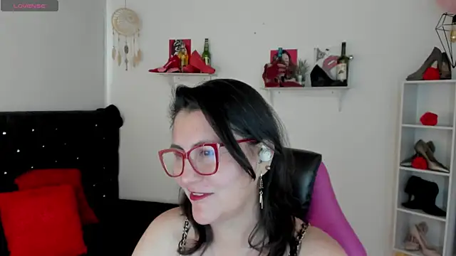 D Martii online show from September 2025 11:22:02 AM