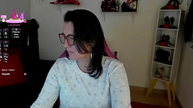 D Martii online show from September 2025 11:28:02 PM