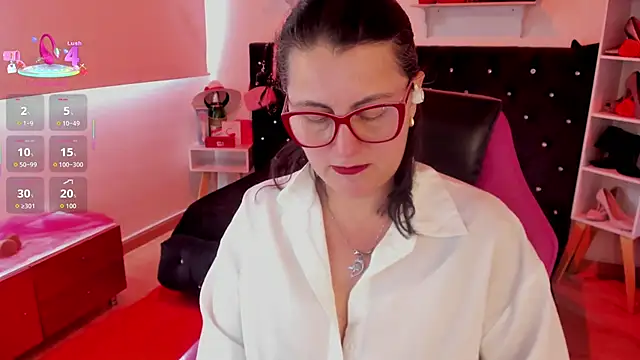 D Martii online show from September 2025 01:59:01 PM