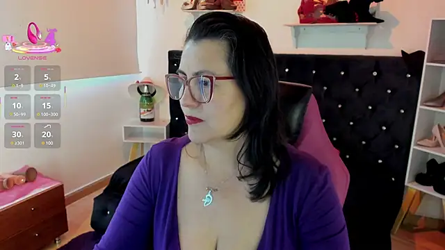 D Martii online show from September 2025 01:49:01 PM