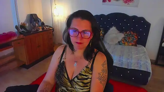 D Martii online show from October 2025 02:07:01 PM