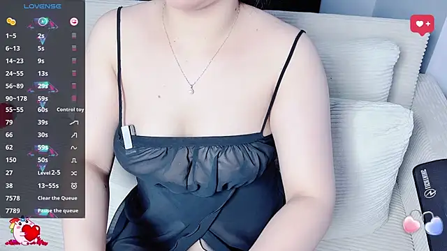 Snapshot of BabeFaceless chatting on May 2026 11:00:02 PM BabeFaceless online show from May 2026 11:00:02 PM