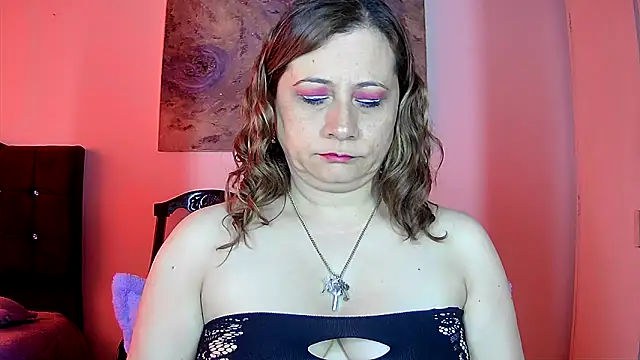 milagros latina75 online show from October 2025 01:34:01 PM