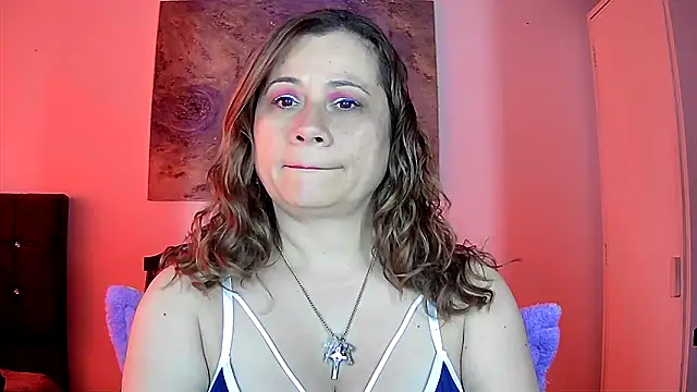 milagros latina75 online show from October 2025 01:56:02 PM