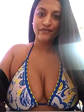 Busty AriaX online show from October 2025 04:07:02 PM