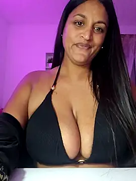 Busty AriaX online show from November 2025 08:18:01 PM