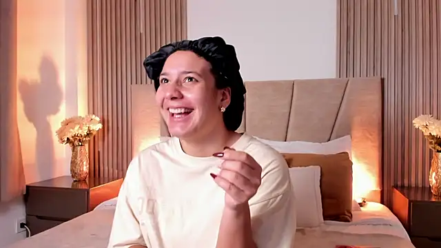 Rachell Jamess online show from October 2025 03:58:02 AM