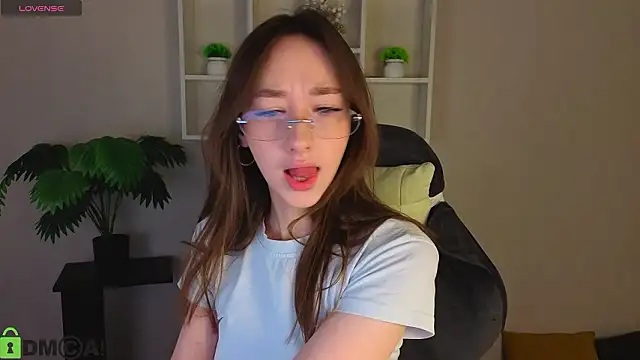 Miche1le Allenne online show from February 2026 01:04:01 AM