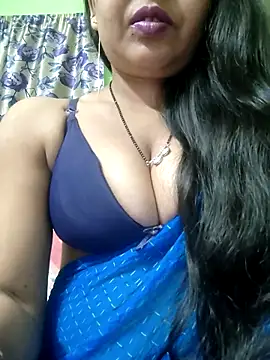 Snapshot of Sofia-ex chatting on February 2026 04:13:02 AM Sofia-ex online show from February 2026 04:13:02 AM