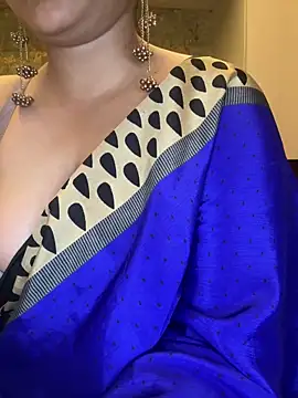 annanya01 online show from April 2026 02:22:02 PM