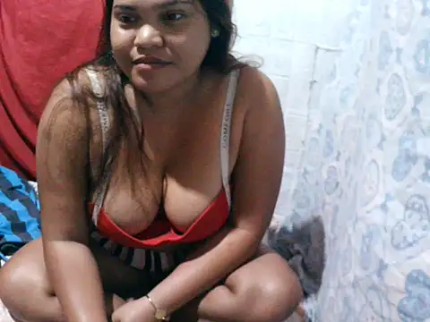 Snapshot of 33mango chatting on February 2026 08:07:02 PM 33mango online show from February 2026 08:07:02 PM