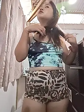 Snapshot of SexypilipinaLady22 chatting on June 2026 05:23:02 AM SexypilipinaLady22 online show from June 2026 05:23:02 AM