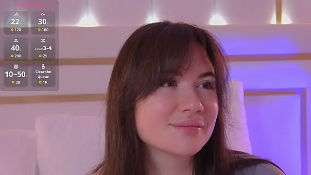 Snapshot of MeganStrain chatting on October 2025 03:05:01 AM MeganStrain online show from October 2025 03:05:01 AM