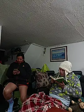 PAULA20- online show from October 2025 02:34:01 AM