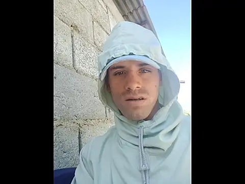 alex-golden online show from December 2025 02:11:01 PM