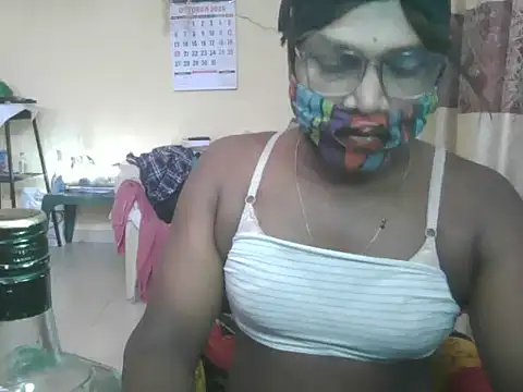 femboyslqueen online show from October 2025 05:29:02 AM