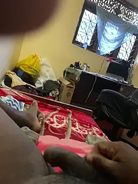 femboyslqueen online show from April 2026 09:37:01 AM