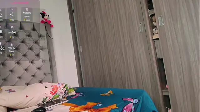 dreamsussi online show from November 2025 09:03:02 PM