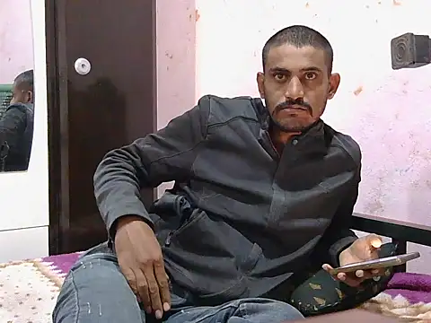 krishjaat43 online show from December 2025 06:07:02 AM