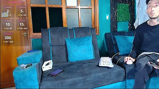 Snapshot of tom-y-alexa chatting on March 2026 12:39:02 AM tom-y-alexa online show from March 2026 12:39:02 AM