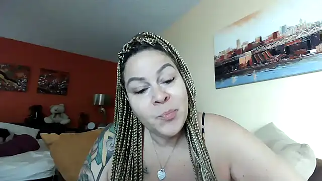 Snapshot of number1slut chatting on December 2024 04:22:01 PM number1slut online show from December 2024 04:22:01 PM