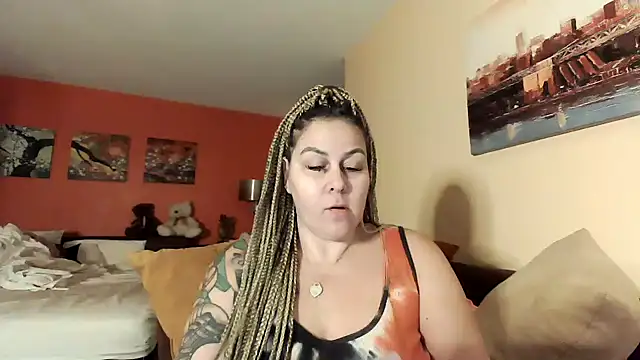 Snapshot of number1slut chatting on December 2024 11:48:01 PM number1slut online show from December 2024 11:48:01 PM