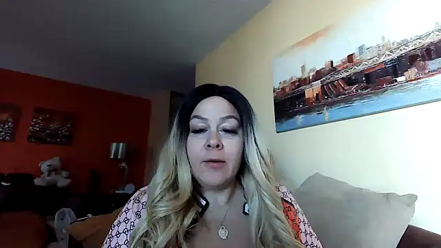 Snapshot of number1slut chatting on January 2025 11:24:01 PM number1slut online show from January 2025 11:24:01 PM