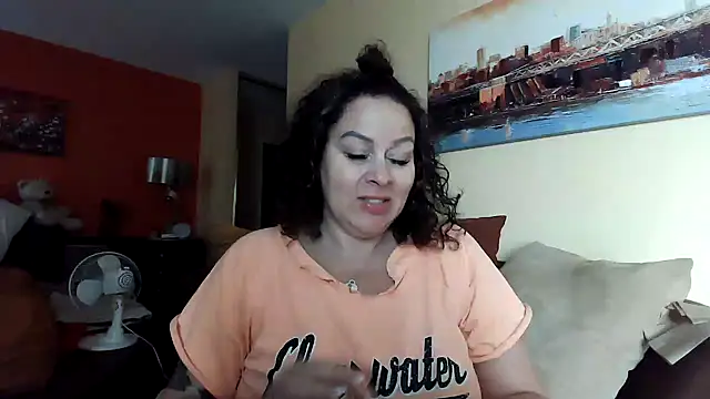 Snapshot of number1slut chatting on February 2025 04:00:02 PM number1slut online show from February 2025 04:00:02 PM