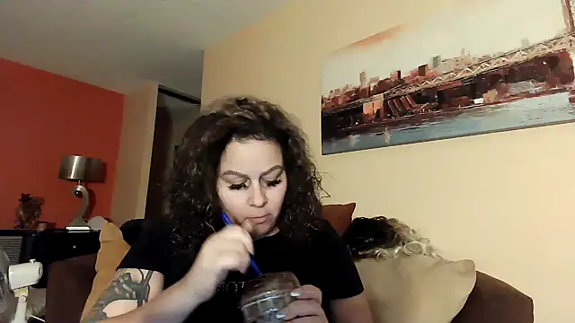 Snapshot of number1slut chatting on February 2025 04:18:02 AM number1slut online show from February 2025 04:18:02 AM