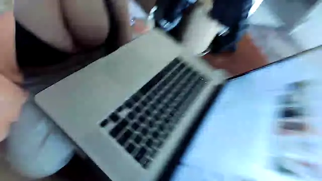 Snapshot of number1slut chatting on March 2025 04:35:02 PM number1slut online show from March 2025 04:35:02 PM