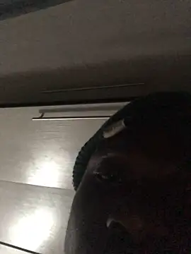 cuminsidebby online show from October 2025 06:53:02 PM