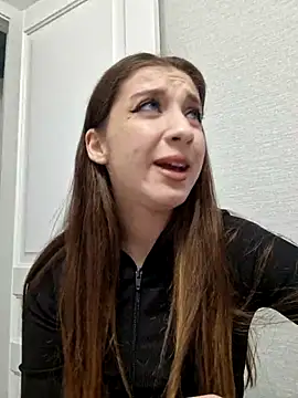 yourfavpsy  online show from September 2025 11:59:02 AM