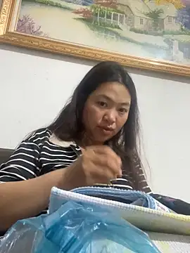 Nhung584 online show from October 2025 12:38:01 PM