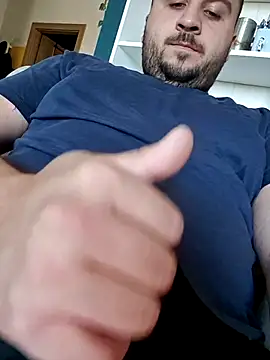 Matthiiaass online show from April 2026 11:01:02 AM