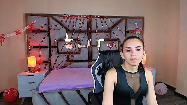 Mia Esposito2 online show from September 2025 10:10:02 PM