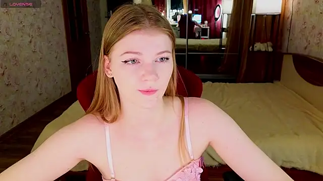 Snapshot of Jenny_Skinner20 chatting on May 2026 06:38:02 PM Jenny Skinner20 online show from May 2026 06:38:02 PM