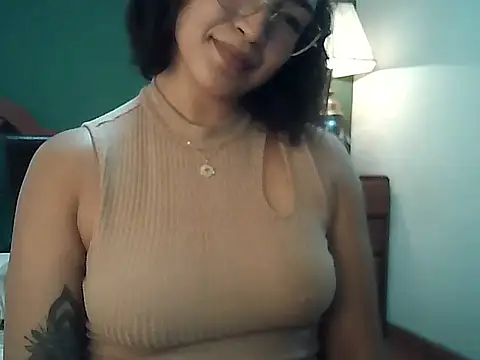 Snapshot of FallsForHerSmile chatting on May 2026 05:10:01 PM FallsForHerSmile online show from May 2026 05:10:01 PM