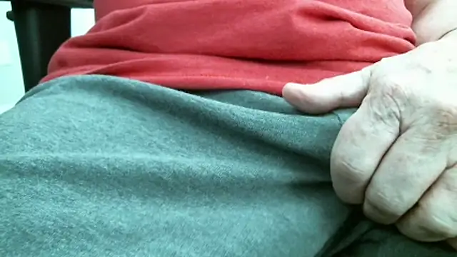 nikgurthaz online show from April 2026 06:02:01 PM