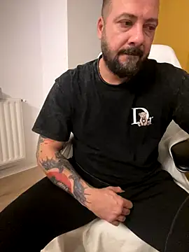 DavidMaros online show from November 2025 03:30:02 AM